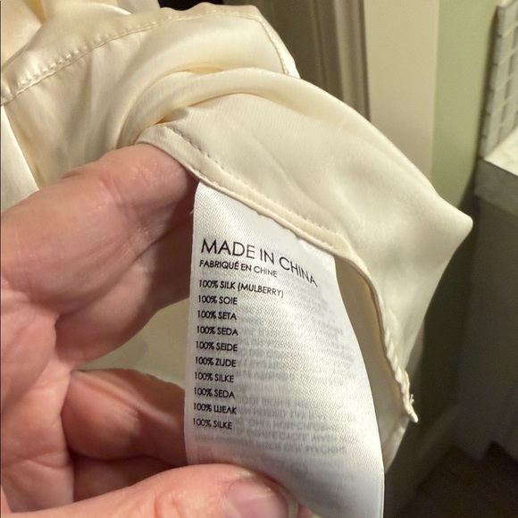 Mulberry silk Cream Button-Up Shirt - Picture 3 of 6